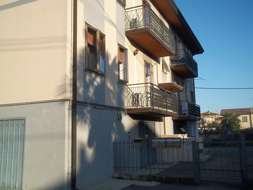 Appartamento Gronda Lagunare Tessera Εξωτερικό φωτογραφία